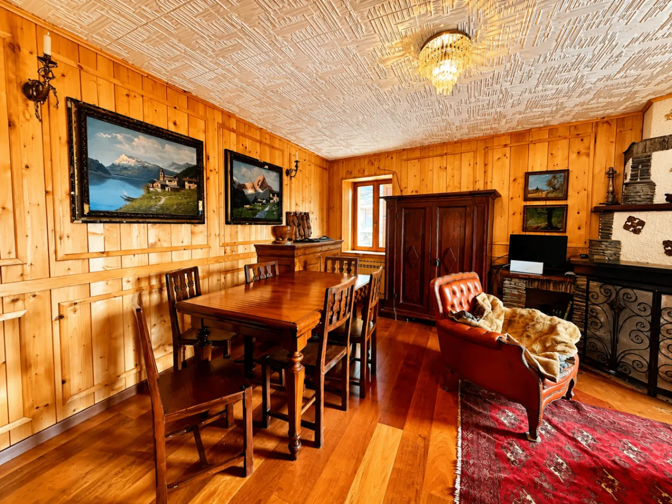 Sala da pranzo in legno